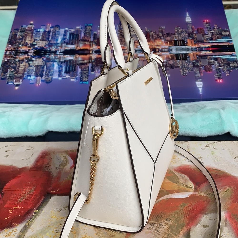 MICHAEL KORS PRISM LG SATCHEL OPTIC WHITE - Picture 6 of 16